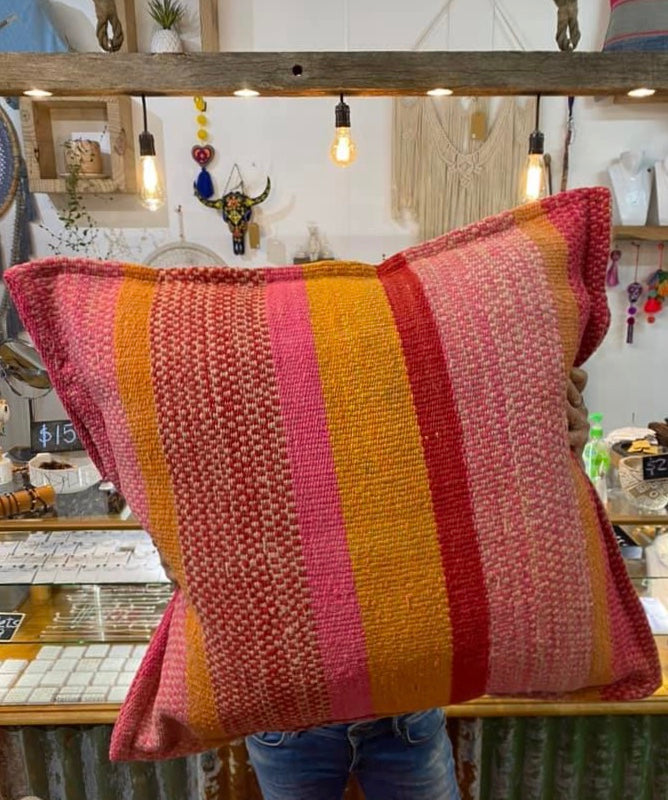 FLOOR CUSHION