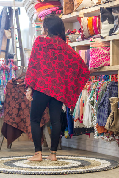 Mandala Poncho Rojo
