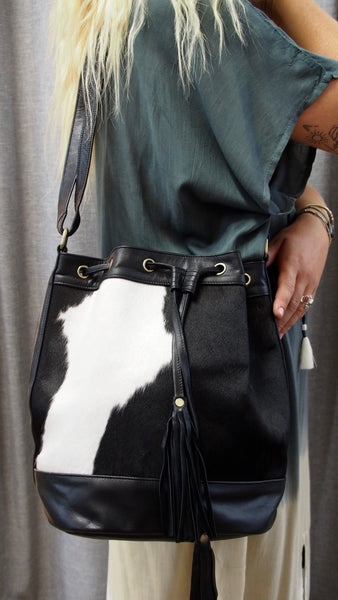 Cowhide  Drawstring Bucket Bag